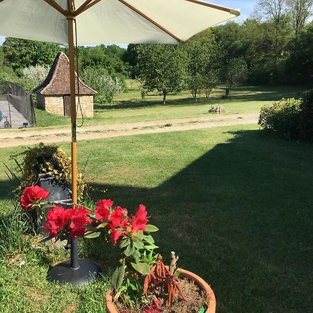 Le Domaine Du Gravier Bed and Breakfast Gramat Exteriör bild