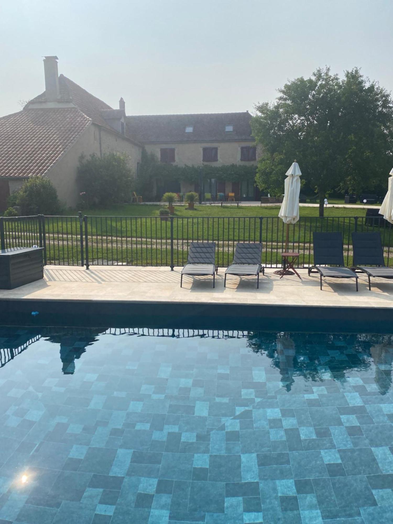 Le Domaine Du Gravier Bed and Breakfast Gramat Exteriör bild