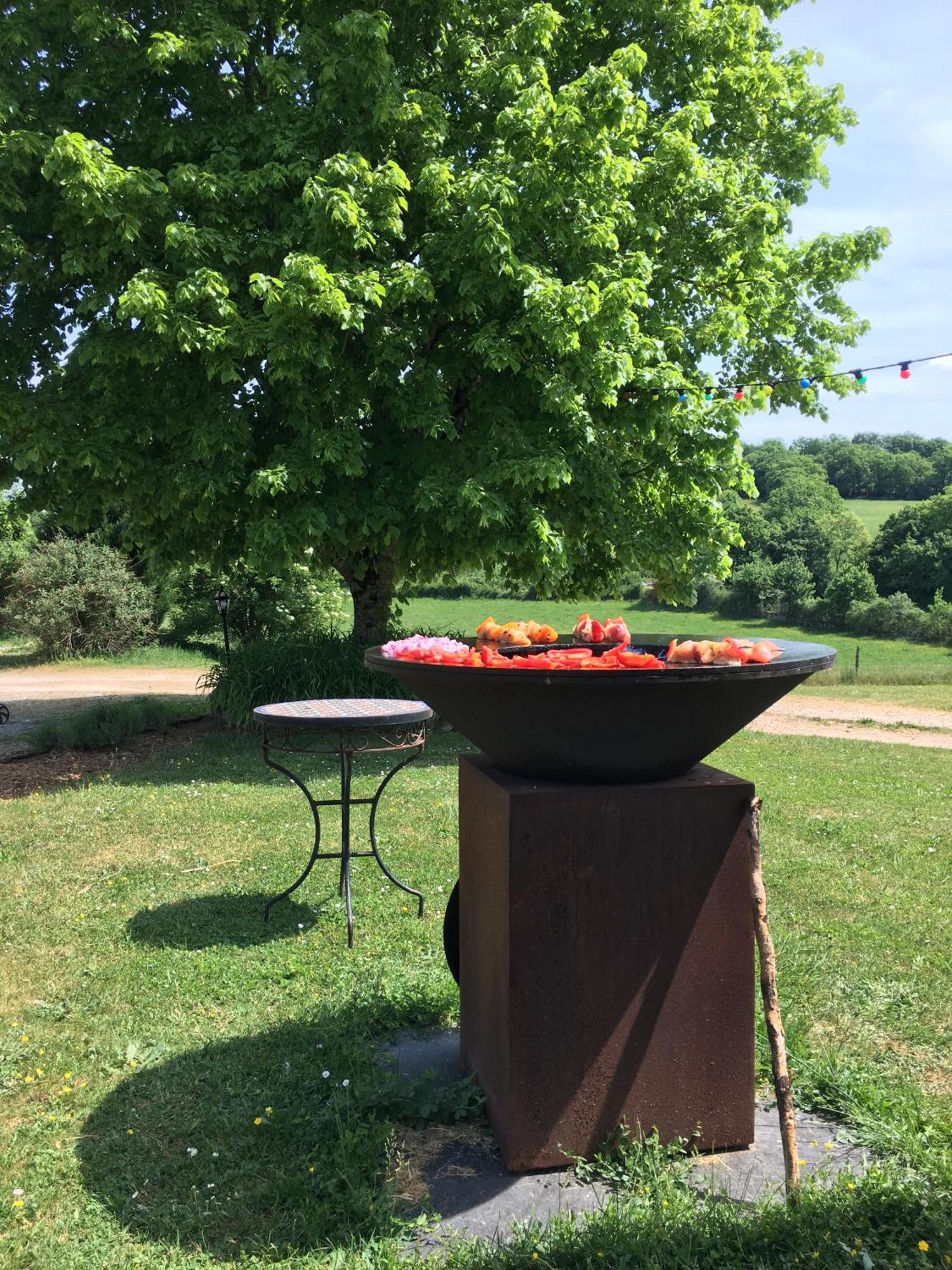 Le Domaine Du Gravier Bed and Breakfast Gramat Exteriör bild